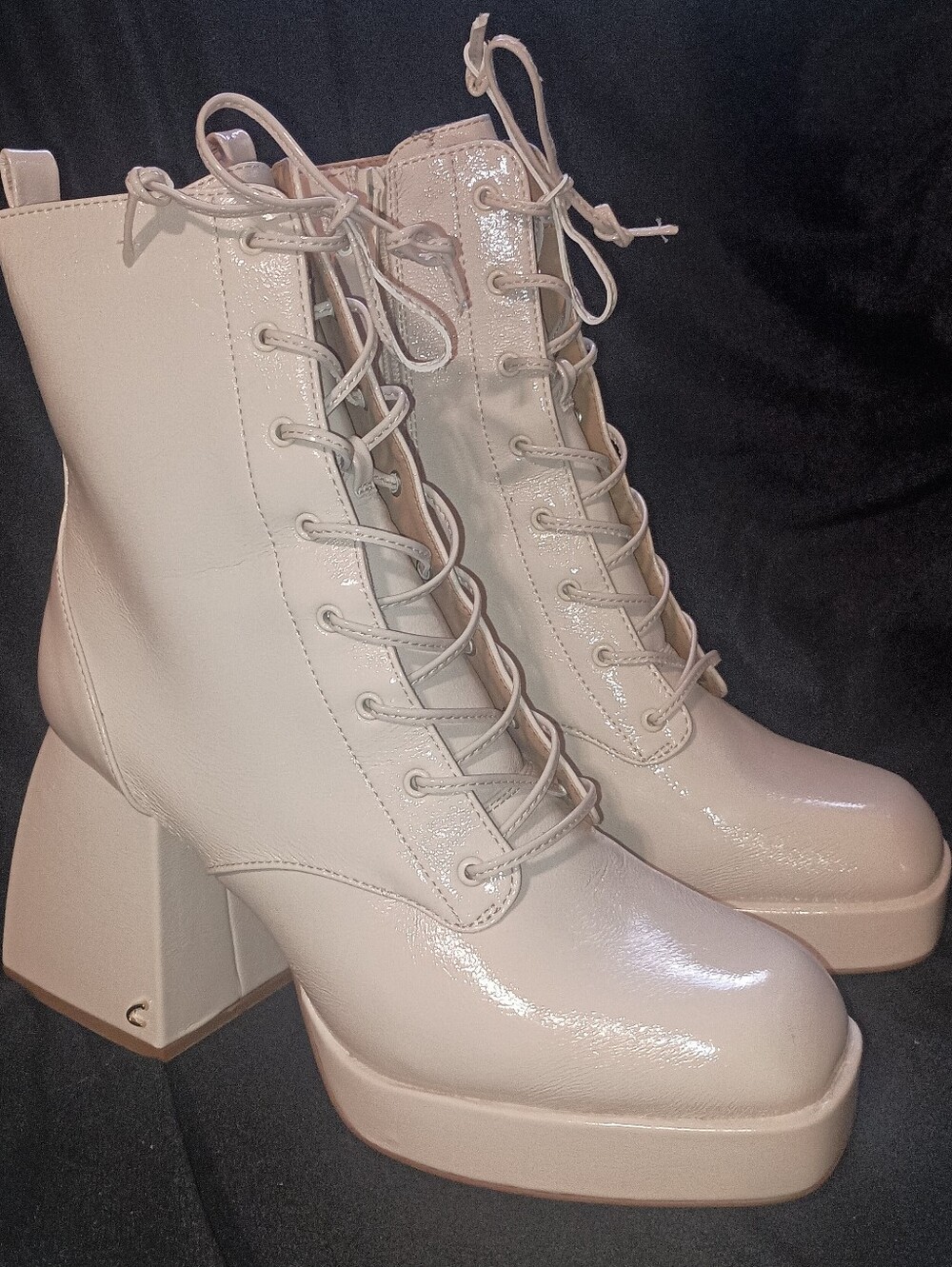 NWB Circus NY bySam Edelman KARTER Vanilla LaceUp Platform Booties Patent Sz 10M